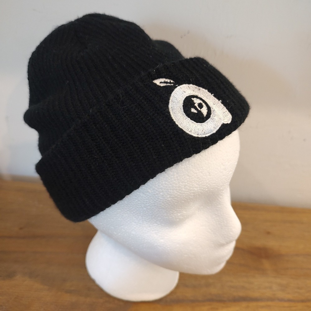 Beanie Skull Cap Hat Black Logo Streetwear Skater A Alien Logo Black White